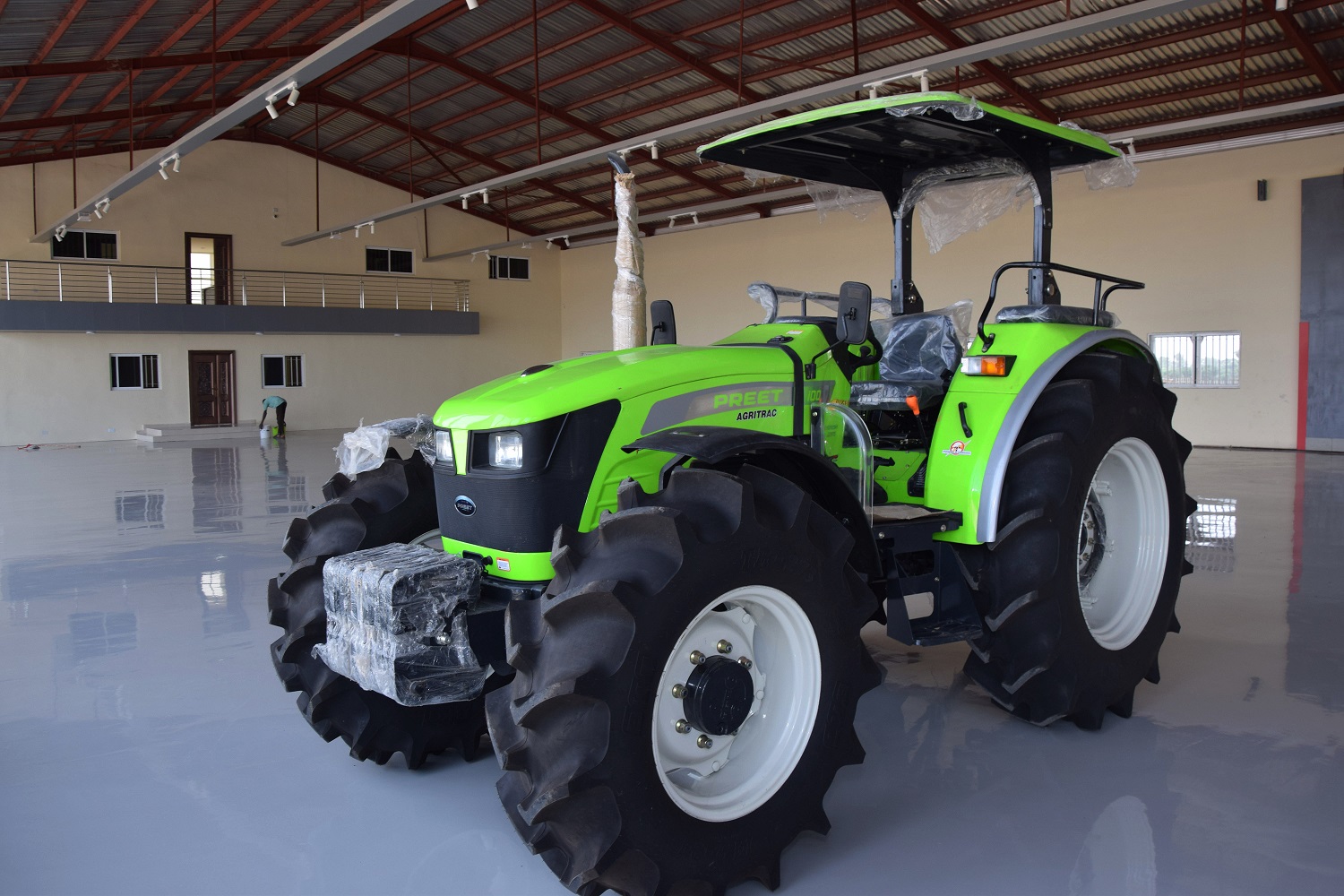 Mass International & Equipment tractors and machinery
